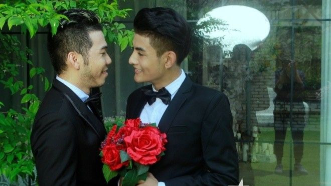 Tình yêu vượt nỗi đau của hai anh chàng điển trai ở Sài Gòn Ảnh 2