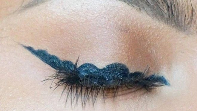 Eyeliner sóng biển, thêm một sáng tạo vô biên của các tín đồ làm đẹp! Ảnh 2