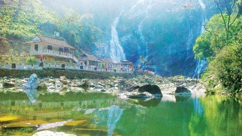 Thác Trắng Minh Long - điểm đến mới của Quảng Ngãi Ảnh 2