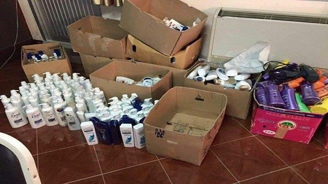 Hoảng hồn với quy trình chế biến dầu gội, sữa tắm giả Ảnh 2