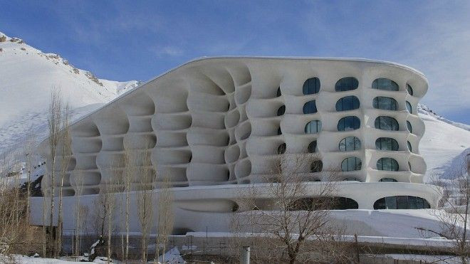 Không thể tin nổi một resort băng lại tọa lạc tại 'vương quốc sa mạc' Ảnh 2