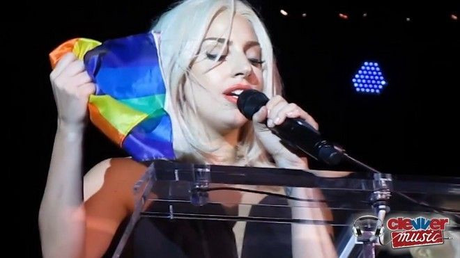 LGBT's Day: 'Yêu con người thật của mình có gì là sai?' Ảnh 2