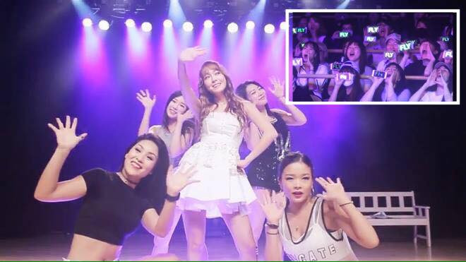 Fan vỡ òa trong sân khấu quảng bá cuối cùng của Jessica Ảnh 2