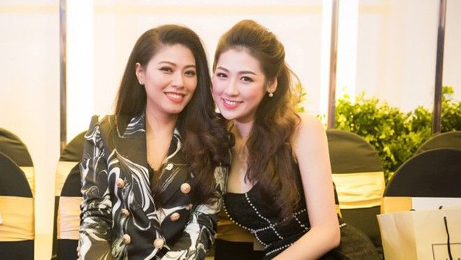 Á hậu Tú Anh mừng rỡ tái ngộ 'cô giáo' BTV Ngọc Trinh Ảnh 2