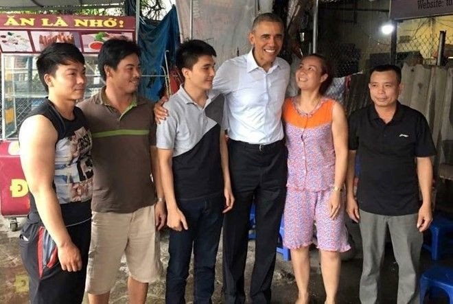 Có phải ông Obama muốn mua cốm Mễ Trì trước khi rời Hà Nội? Ảnh 2