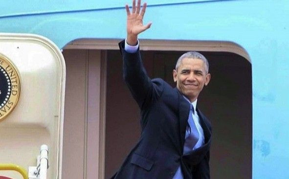 Tiết lộ câu nói cuối cùng của Tống thống Obama trước khi cánh cửa máy bay khép lại Ảnh 2