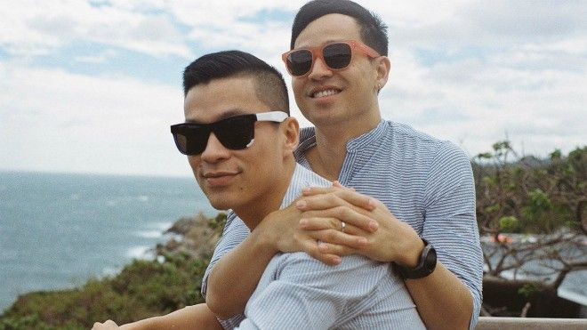 Adrian Anh Tuấn - Sơn Đoàn viết tiếp chuyện tình cổ tích với con đầu lòng Ảnh 2
