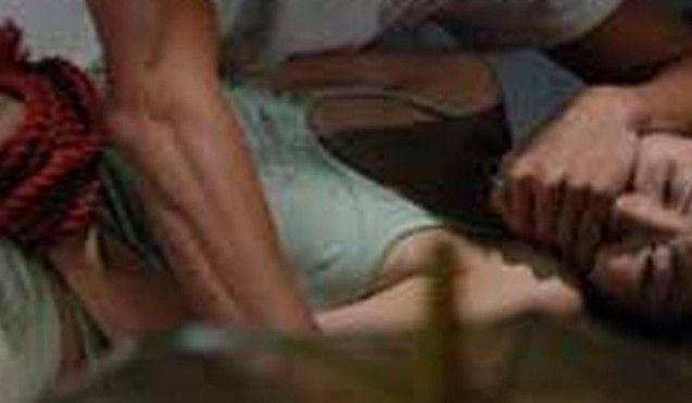 Nạn nhân nhận ra giọng nói kẻ hiếp dâm chỉ với một từ: 'Có' Ảnh 2