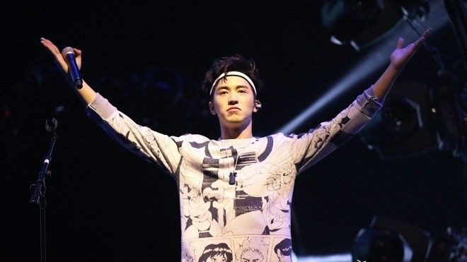 Concert solo đầu tiên của 'Bạch Lạc Nhân' Hứa Ngụy Châu kết thúc thành công! Ảnh 2