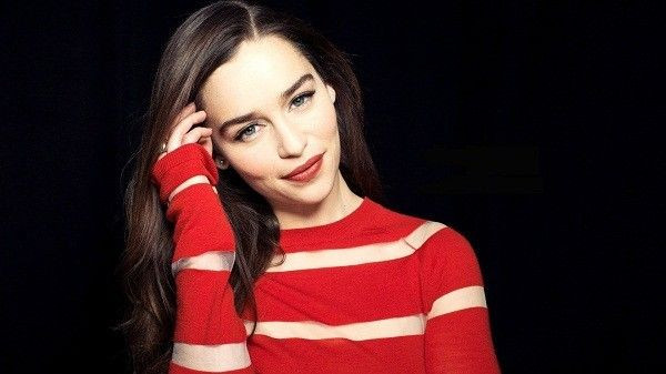 Trước Game of Thrones, Emilia Clarke đã từng xuất hiện trong hai bộ phim, đó là Triassic Attack và Doctors.