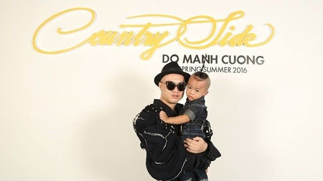 Bé Nhím - fashionista nhí siêu chất với kiểu tóc 'cột nhà' Ảnh 2