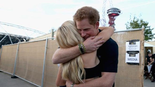 Liệu Ellie Goulding có trở thành cô dâu Hoàng gia Anh? Ảnh 2