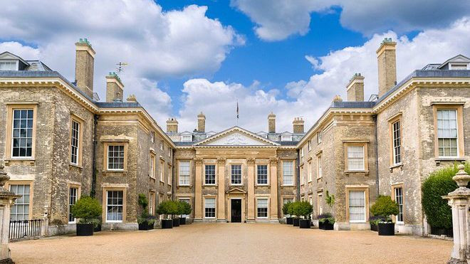 Chi 800 triệu đồng để được qua đêm tại nhà Công nương quá cố Diana Ảnh 2