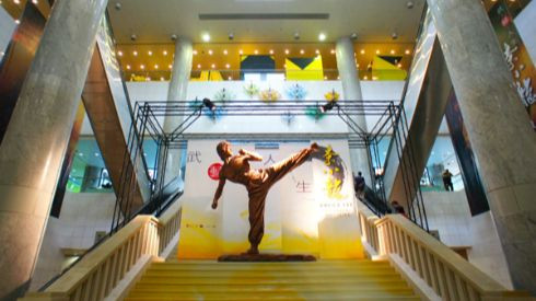 Với 36 tiếng, bạn ăn gì - chơi chi ở Hong Kong? Ảnh 2