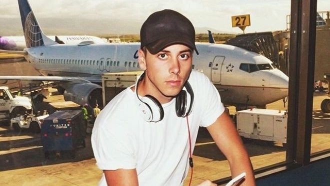 Cuộc sống sang chảnh của con trai thủ tướng New Zealand Ảnh 2