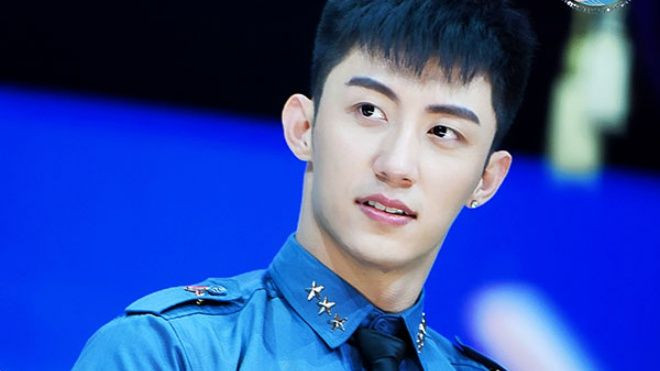 Rộ nghi vấn Hoàng Cảnh Du được tham gia show với dàn sao hạng A Ảnh 2