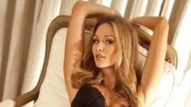 Lộ diện gái bán hoa đắt giá trong vụ kiện tỉ đô của nhà băng Goldman Sachs Ảnh 2