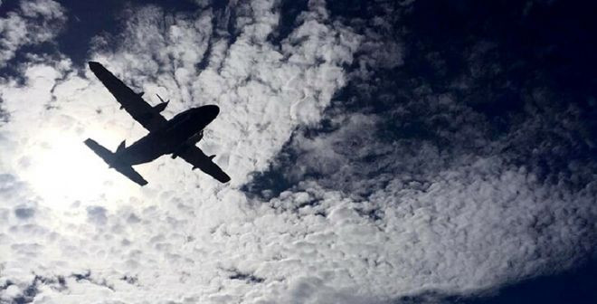 Theo vết dầu loang, tiếp tục tìm kiếm 2 máy bay mất tích Ảnh 2