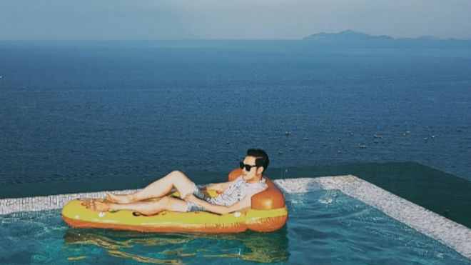 Du lịch hè, vớ ngay món phụ kiện này để chụp ảnh nếu không muốn bị 'lạc mốt' Ảnh 2