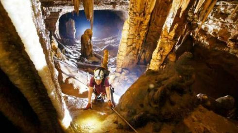 Sau Sơn Đoòng, hàng chục hang động kỳ vĩ vừa được phát hiện thêm Ảnh 2