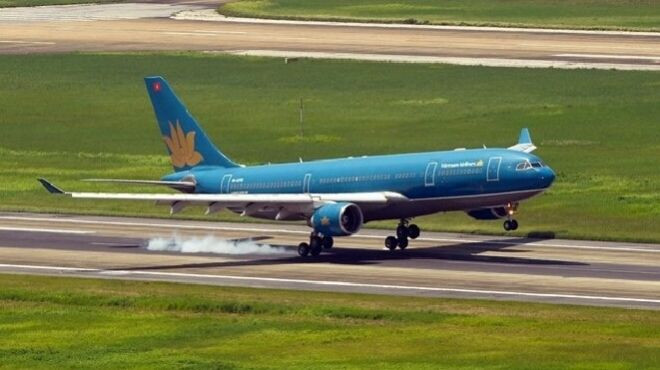 Chiếu tia laze uy hiếp an toàn bay ở Nội Bài Ảnh 2