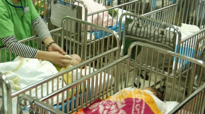 Thanh Hoá: Phát hiện nhầm con sau 4 năm vì cha mẹ trắng trẻo, con ngăm đen Ảnh 2