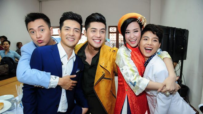 Đây sẽ là những khoảnh khắc thân thiết 'cuối cùng' của 4 HLV The Voice Kids trước giờ chiến đấu Ảnh 2