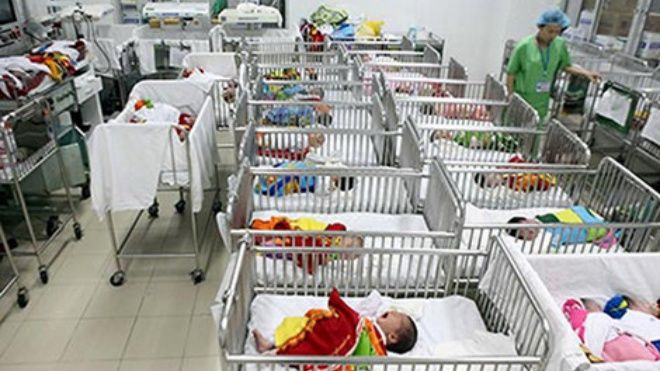 Hai gia đình đổi lại con ruột sau 4 năm bị hộ sinh trao nhầm Ảnh 2