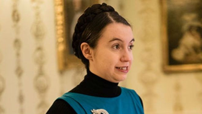 Giảng viên Anh khỏa thân trong buổi họp để phản đối Brexit Ảnh 2