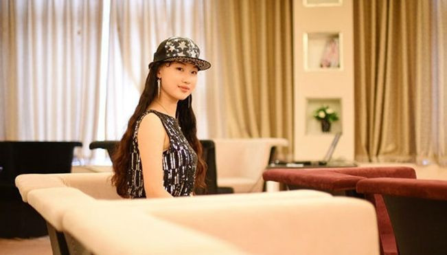 Cô gái 19 tuổi phẫu thuật thẩm mỹ để mong có được nhan sắc của Lưu Diệc Phi Ảnh 2