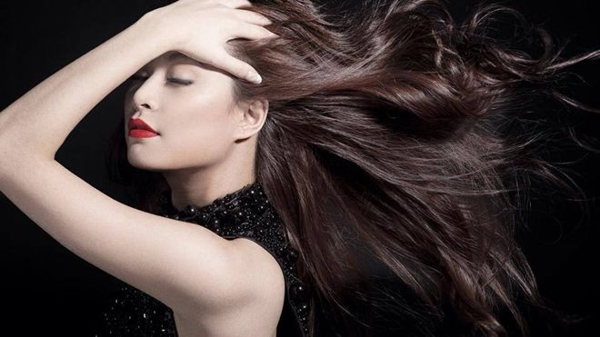 Chỉ với một bài hát, Hoàng Thùy Linh đã 'biến hóa' không giới hạn thế này! Ảnh 2