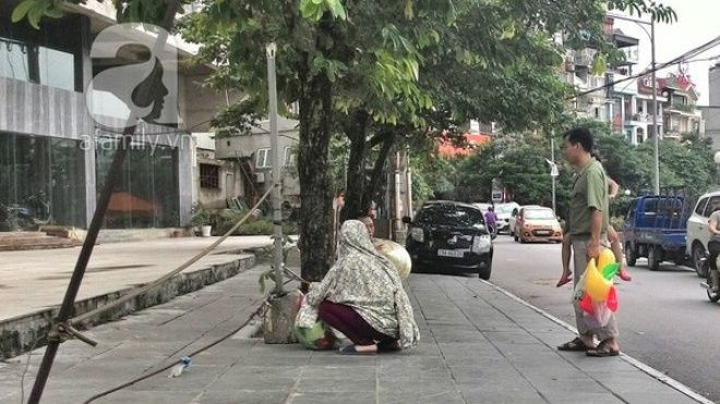 Bảo vệ BV Nhi TW dùng xích khóa xe cấp cứu khiến bệnh nhi 9 tháng tuổi chết ngay trên đường? Ảnh 2