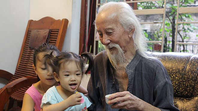 'Ông bụt của làng điện ảnh' khuyên khán giả đừng quay lưng với phim Việt Ảnh 2