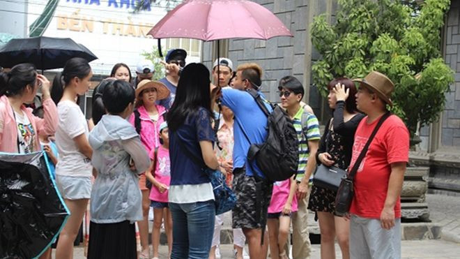 Người Trung Quốc công khai giăng băng rôn 'lạ' ở Nha Trang Ảnh 2