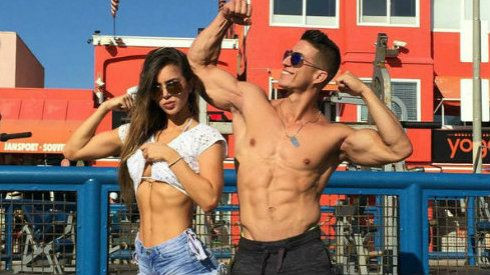 'Phát hờn' với body chuẩn như siêu mẫu của cặp đôi mê gym Ảnh 2