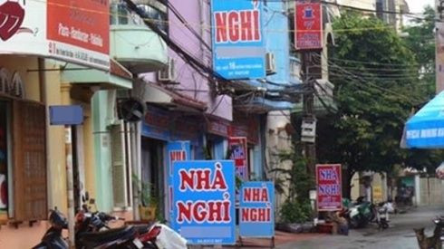 Nhà nghỉ 'cháy phòng' mùa Euro Ảnh 2