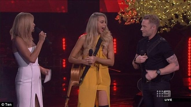 Clip: Thí sinh The Voice lộ nguyên vòng 1 trên sân khấu trực tiếp Ảnh 2