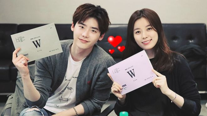 W - Two Worlds gây sốt nhờ chọn được cặp đôi chính 'siêu chuẩn' Ảnh 2