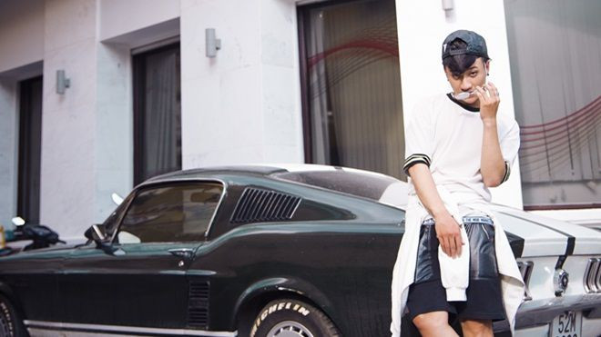 Chán style unisex, Adam Lâm nam tính mạnh mẽ với street style cuốn hút trên phố Sài Gòn Ảnh 2