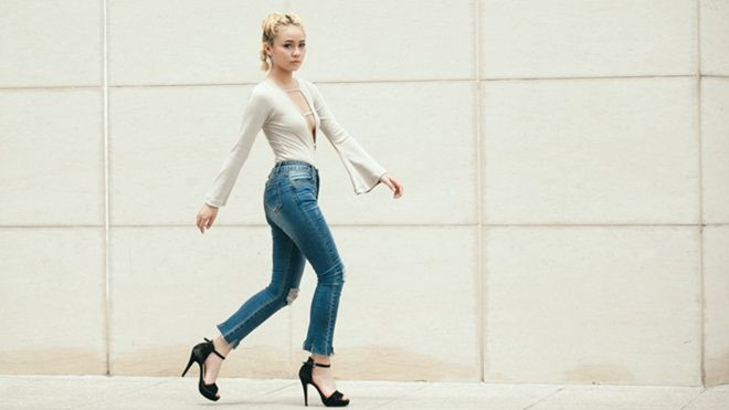 14/7: Hot girl MisThy chỉ cách diện áo xẻ sâu, khoe vòng một sexy hút mắt Ảnh 2