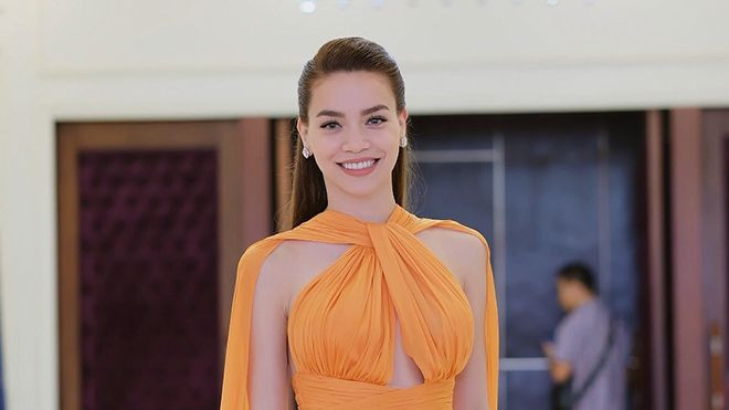 Hồ Ngọc Hà: 'Đừng nghĩ tôi đa tình, tôi rất chung tình' Ảnh 2