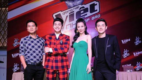 Vắng Cát Tường, bộ ba HLV vẫn rạng rỡ trong họp báo Giọng hát Việt nhí 2016 Ảnh 2