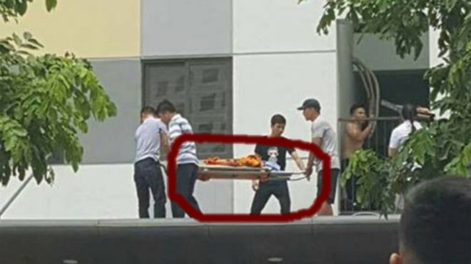 Cảnh báo nguy hiểm từ ban công chung cư trên tầng cao đối với trẻ nhỏ Ảnh 2