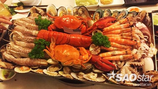 Không còn là 'hình minh họa', lẩu khổng lồ đã xuất hiện tại Sài Gòn Ảnh 2