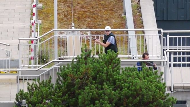 Xả súng tại trung tâm mua sắm ở Đức, 10 người chết Ảnh 2