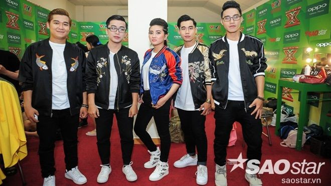 Liveshow 5: Dolphins diện Souvenir Jacket lên sân khấu, sành điệu nhất đêm diễn Ảnh 2