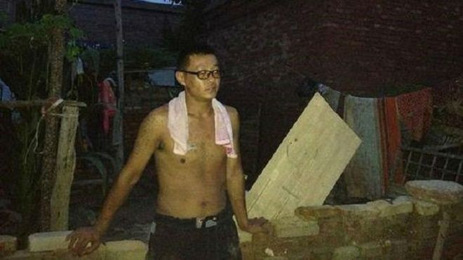 Bỏ vợ để cứu mẹ già trong cơn lũ, người chồng nhận cái kết đắng Ảnh 2