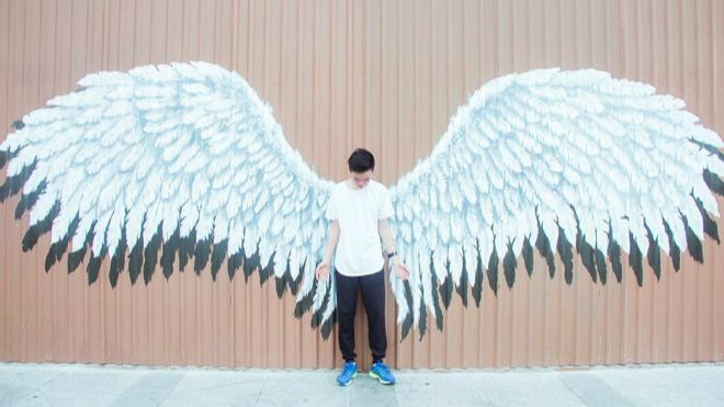 Thật bất ngờ, giới trẻ Sài Gòn ùn ùn ra bãi giữ xe chụp ảnh street style Ảnh 2