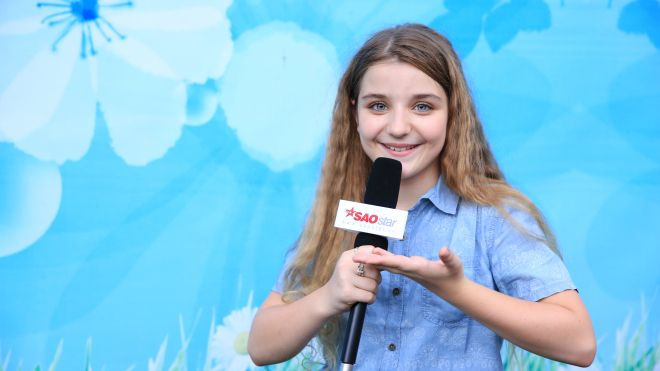 Làm quen cùng 'thiên thần' Nga gây sốt tập 2 vòng Giấu mặt Giọng hát Việt nhí 2016 Ảnh 2