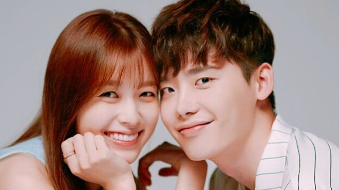 Fan ‘W’ đã biết những điều này về Lee Jong Suk và Han Hyo Joo? Ảnh 2